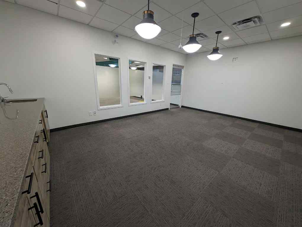 MLS® A2171445 - Unit #101 556 4 Street SE in SE Hill Medicine Hat, Commercial