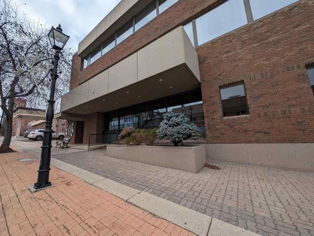 MLS® A2171445 - Unit #101 556 4 Street SE in SE Hill Medicine Hat, Commercial