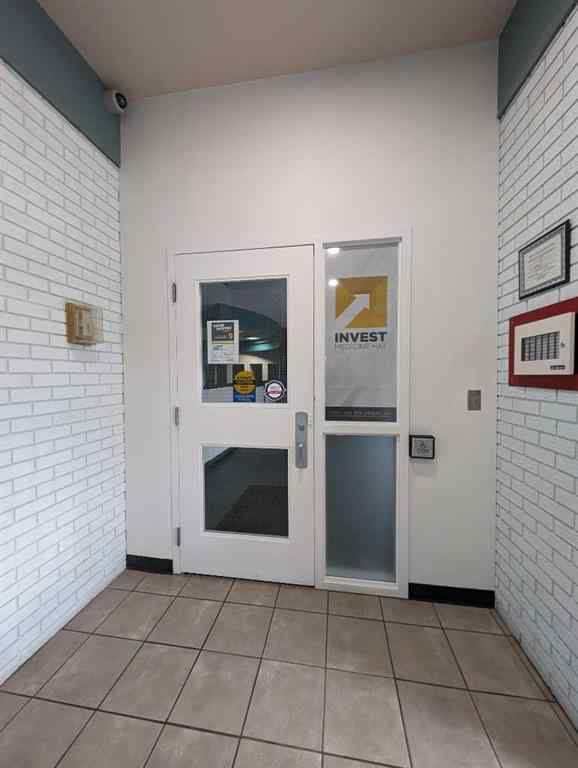 MLS® A2171445 - Unit #101 556 4 Street SE in SE Hill Medicine Hat, Commercial