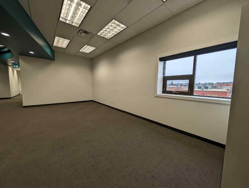 MLS® A2171445 - Unit #101 556 4 Street SE in SE Hill Medicine Hat, Commercial