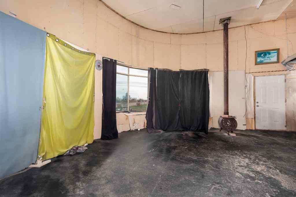 MLS® A2172252 - 4806 50 St.   in Holden Holden, Commercial