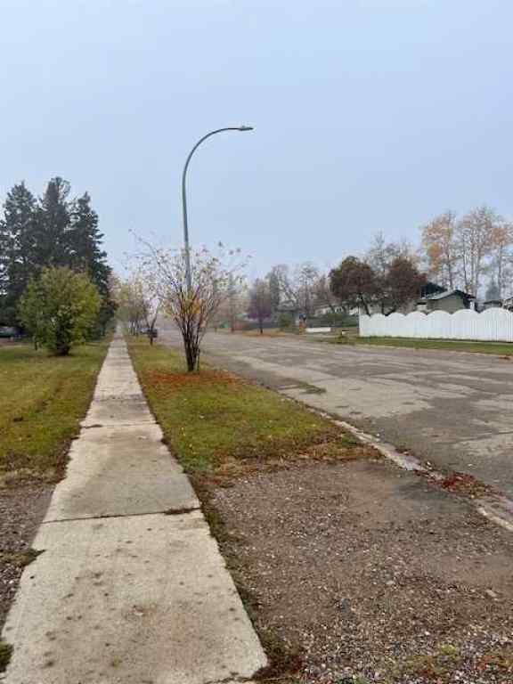 MLS® A2172281 - 10015 100 Street  in NONE High Level, Residential