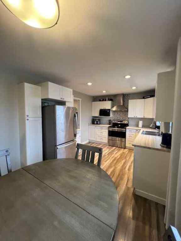 MLS® A2172281 - 10015 100 Street  in NONE High Level, Residential