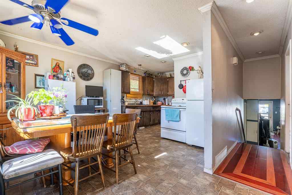 MLS® A2172344 - 4801 46 Street  in Central Business District Lloydminster, Residential