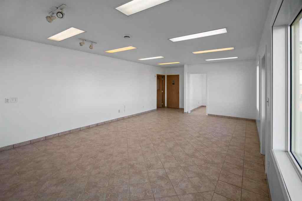 MLS® A2172705 - 4205 51 A Street  in Killam Killam, Commercial