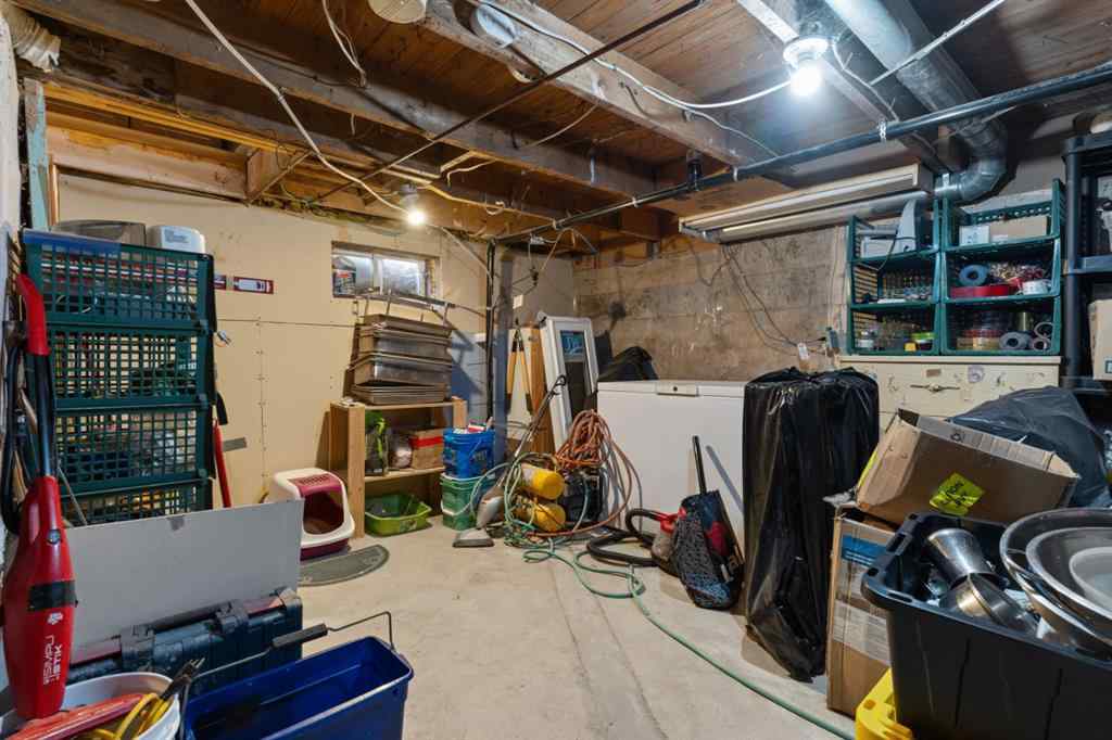 MLS® A2173321 - 212 Mainstreet   in Kingman Kingman, Residential