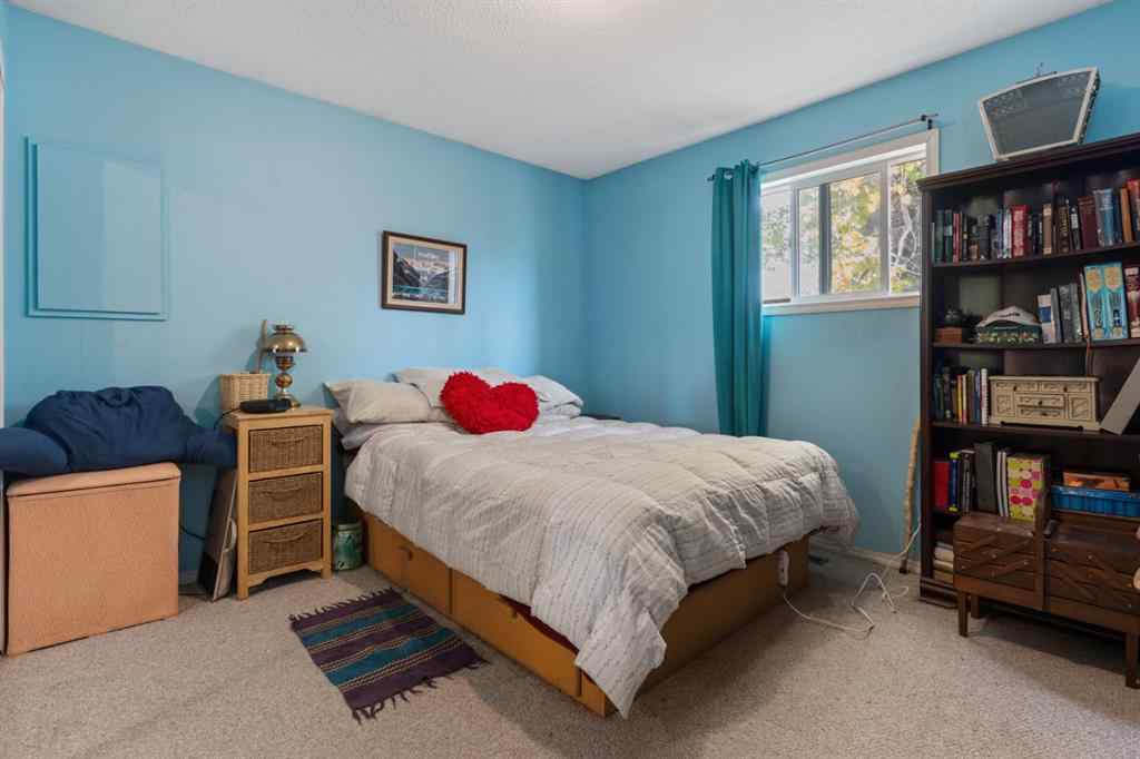 MLS® A2173321 - 212 Mainstreet   in Kingman Kingman, Residential