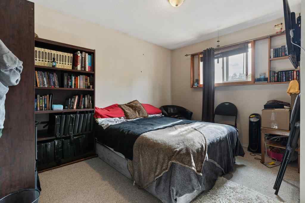 MLS® A2173321 - 212 Mainstreet   in Kingman Kingman, Residential