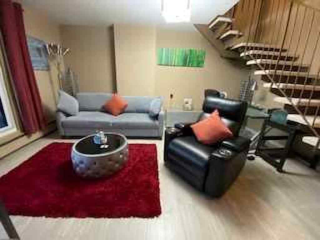 MLS® A2173562 - Unit #913 4944 Dalton Drive NW in Dalhousie Calgary, Residential