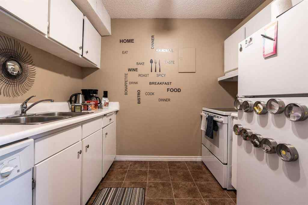 MLS® A2173562 - Unit #913 4944 Dalton Drive NW in Dalhousie Calgary, Residential