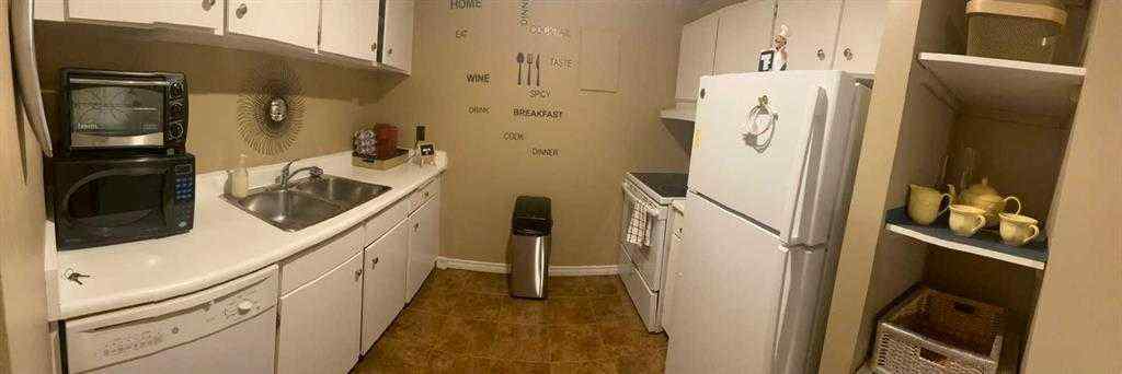 MLS® A2173562 - Unit #913 4944 Dalton Drive NW in Dalhousie Calgary, Residential