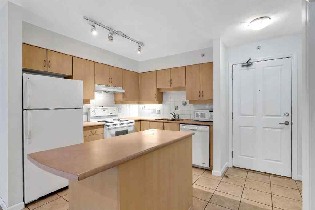 MLS® A2174078 - Unit #902 650 10 Street SW in Downtown West End Calgary, Residential