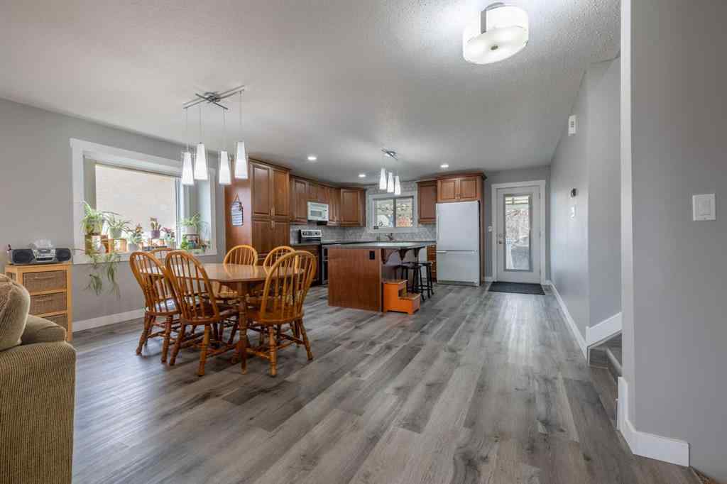 MLS® A2174138 - 5237 16 Avenue   in Edson Edson, Residential