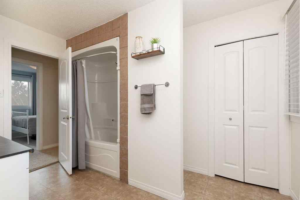 MLS® A2174729 - 582 3A Avenue W in NONE Cardston, Residential
