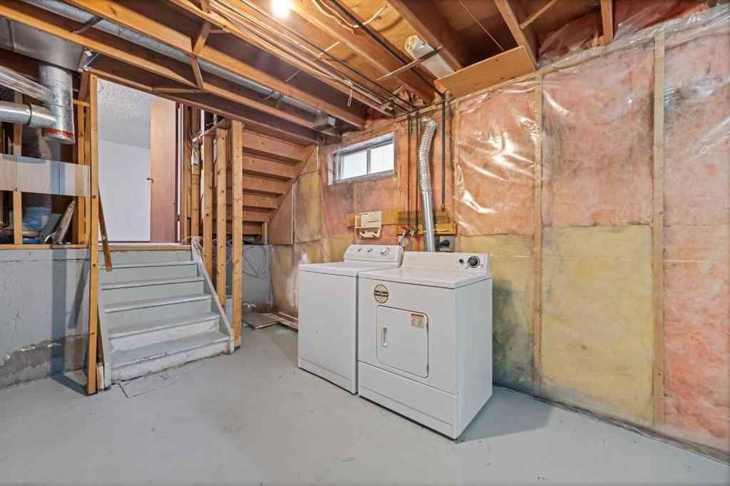 MLS® A2174813 - 211 Sandstone Drive NW in Sandstone Valley Calgary, Residential