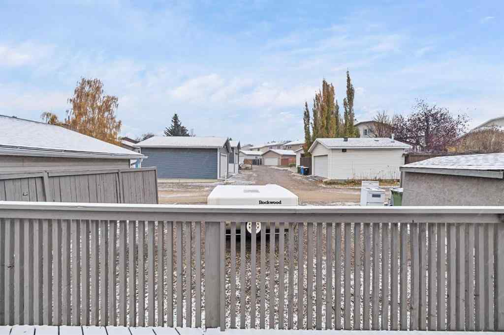 MLS® A2174813 - 211 Sandstone Drive NW in Sandstone Valley Calgary, Residential