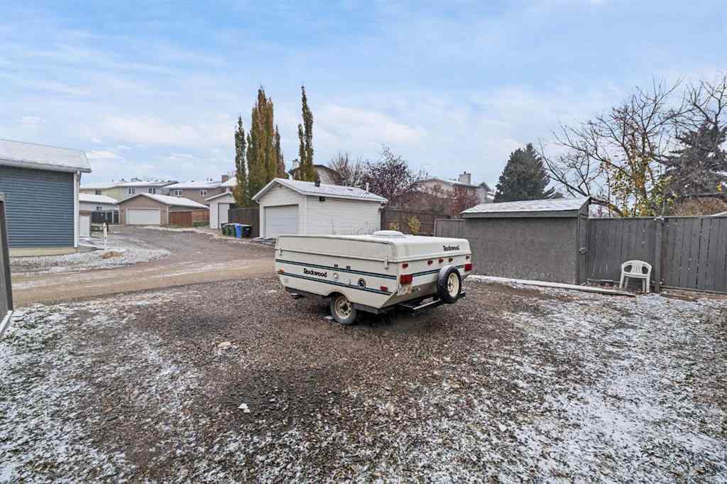 MLS® A2174813 - 211 Sandstone Drive NW in Sandstone Valley Calgary, Residential