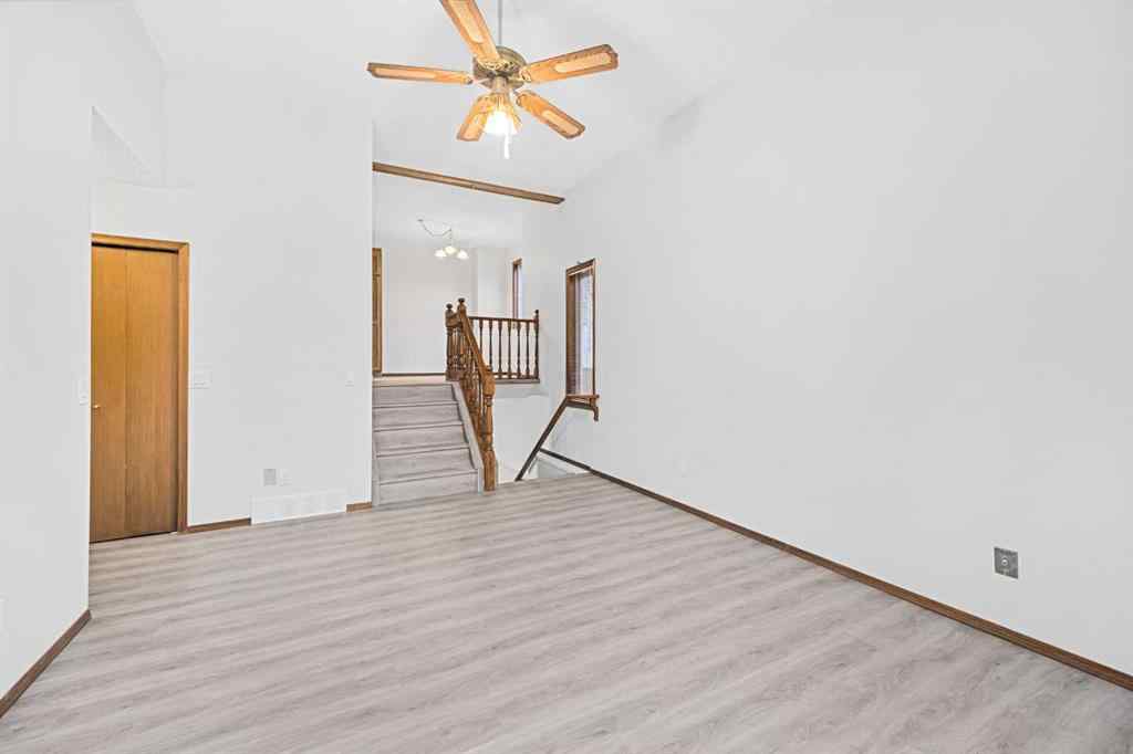 MLS® A2174813 - 211 Sandstone Drive NW in Sandstone Valley Calgary, Residential