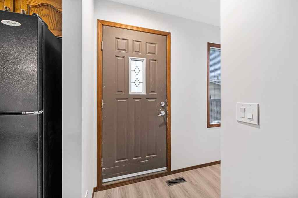 MLS® A2174813 - 211 Sandstone Drive NW in Sandstone Valley Calgary, Residential