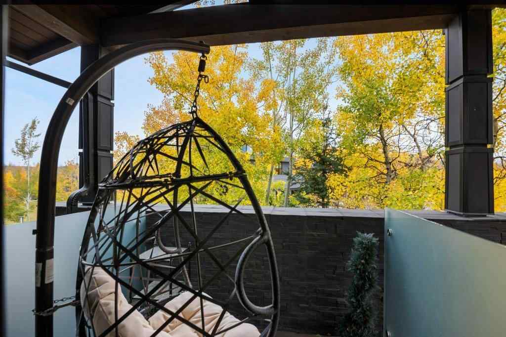 MLS® A2174848 - 58 Posthill Drive SW in Springbank Hill Calgary, Residential