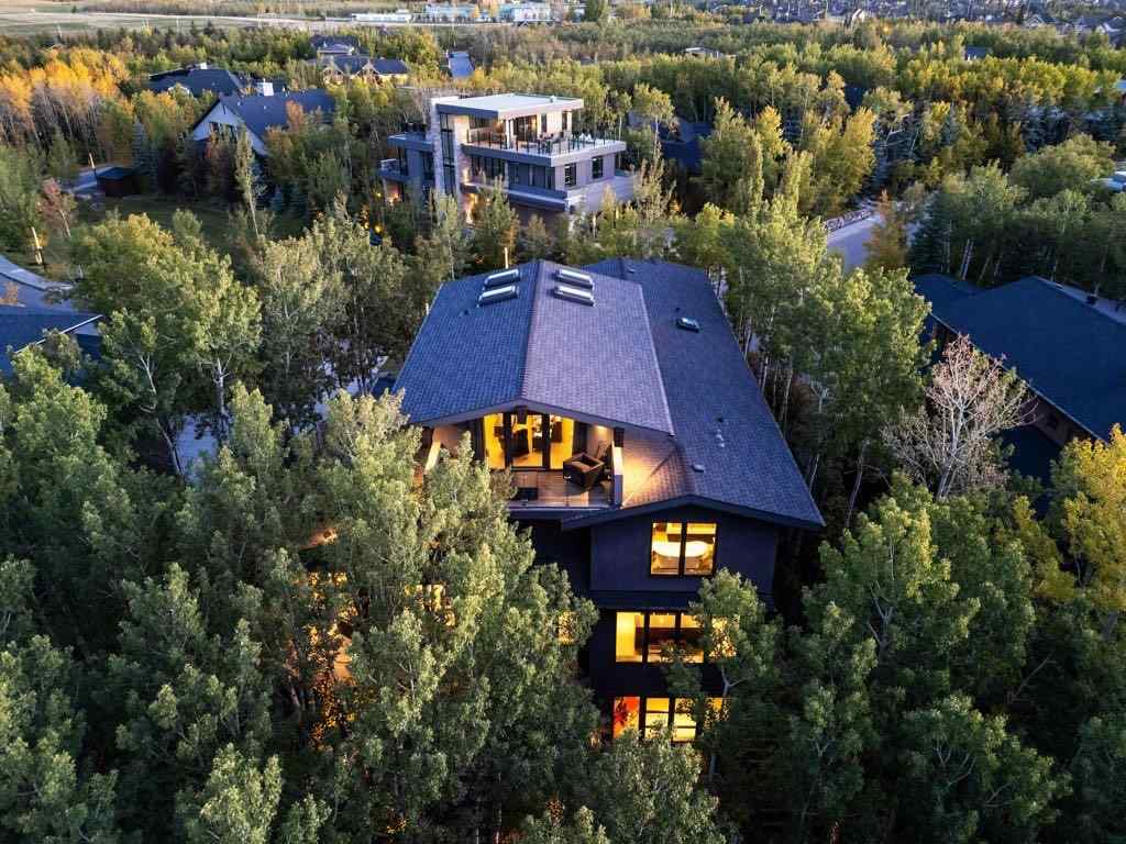 MLS® A2174848 - 58 Posthill Drive SW in Springbank Hill Calgary, Residential
