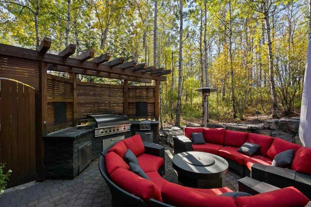 MLS® A2174848 - 58 Posthill Drive SW in Springbank Hill Calgary, Residential