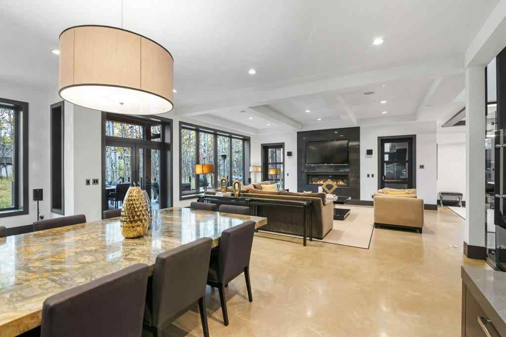 MLS® A2174848 - 58 Posthill Drive SW in Springbank Hill Calgary, Residential