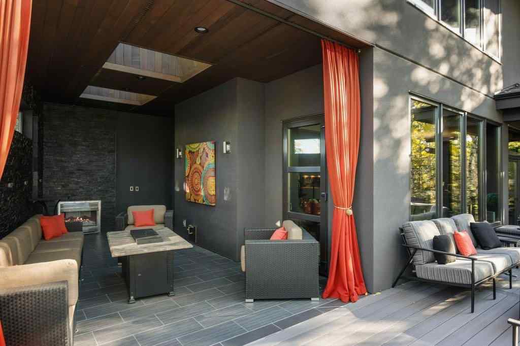 MLS® A2174848 - 58 Posthill Drive SW in Springbank Hill Calgary, Residential