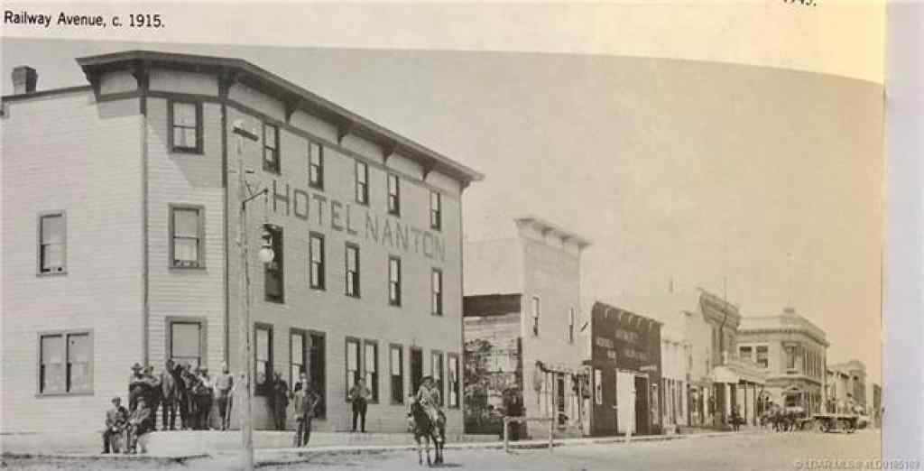 MLS® A2174975 - 1901 20 Avenue  in NONE Nanton, Commercial