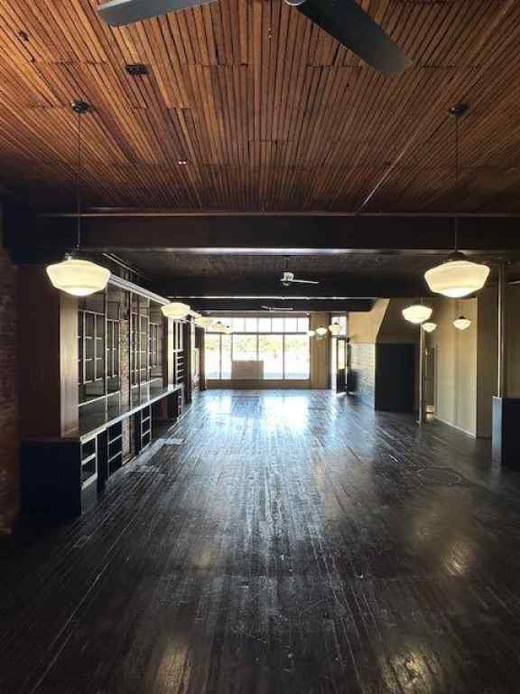 MLS® A2174975 - 1901 20 Avenue  in NONE Nanton, Commercial
