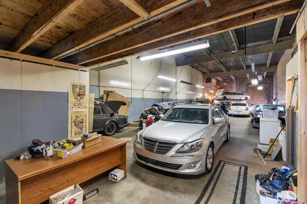 MLS® A2174996 - Unit #13 2219 35 Avenue NE in North Airways Calgary, Commercial