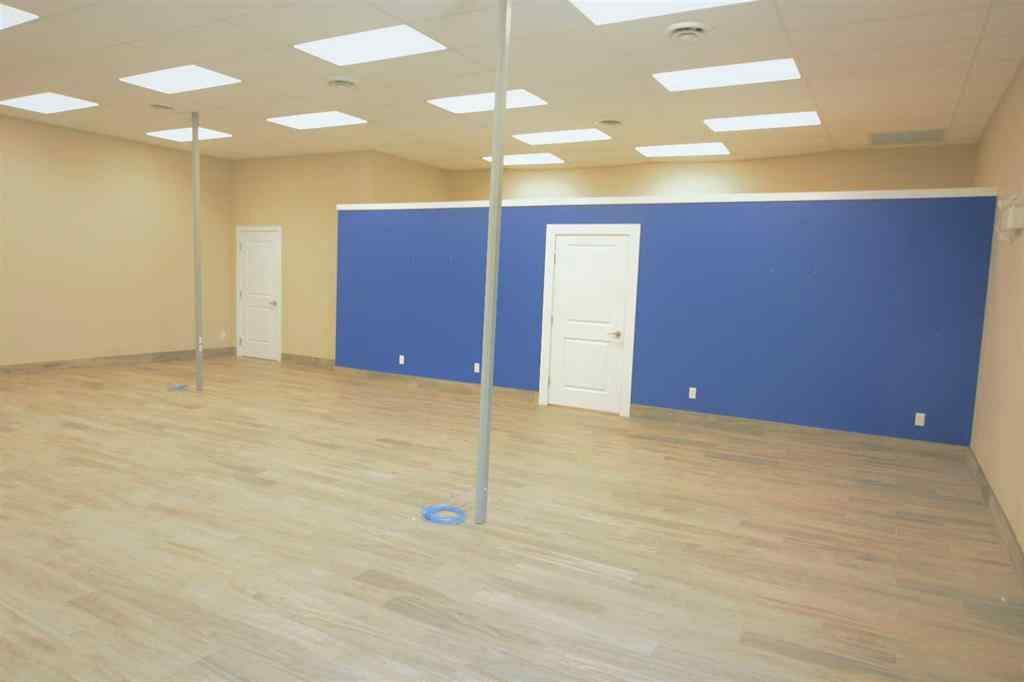 MLS® A2175024 - Unit #1 1370 Robinson Avenue  in Hawkridge Estates Penhold, Commercial
