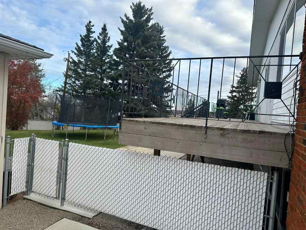 MLS® A2175243 - 10016 103 Avenue  in Lac La Biche Lac La Biche, Commercial