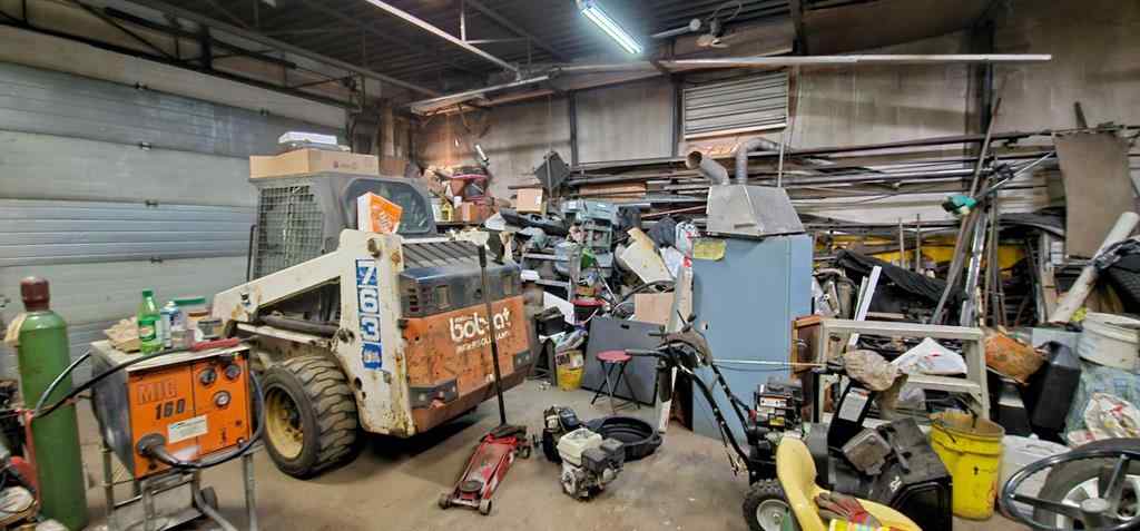 MLS® A2175489 - 2040 36 Street SE in Forest Lawn Industrial Calgary, Commercial