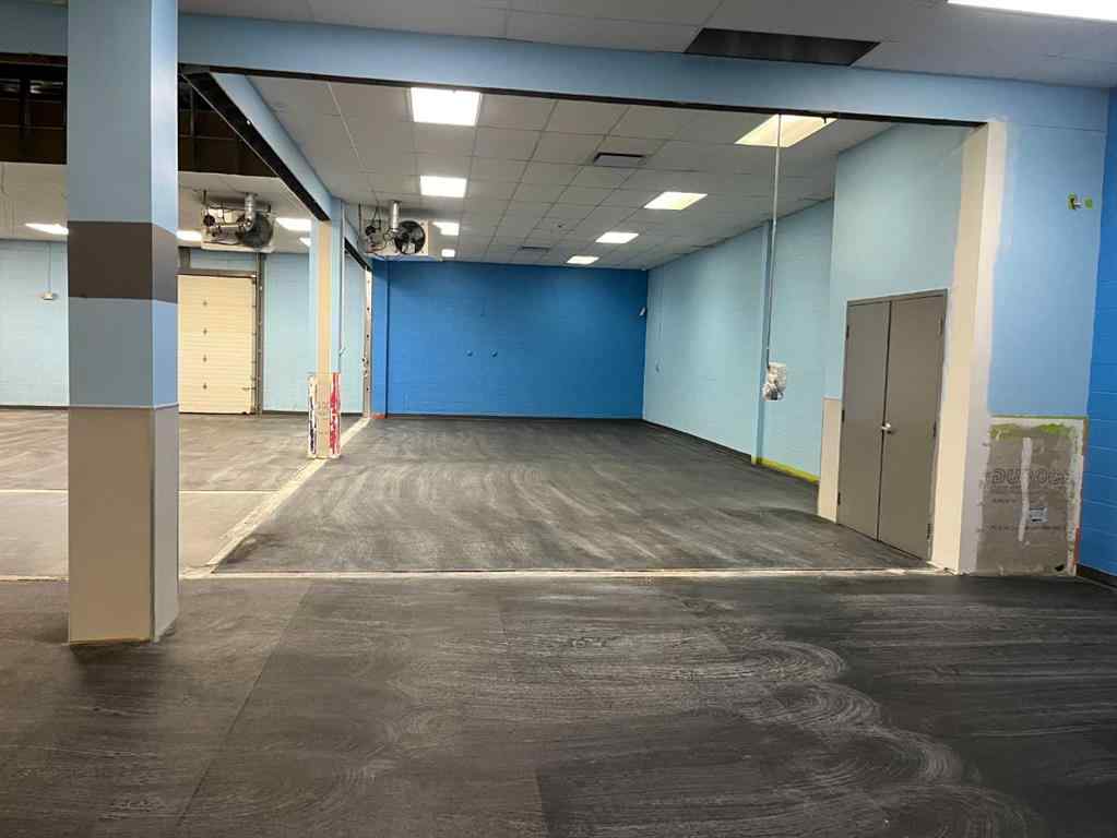 MLS® A2175752 - Unit #3 1404 44 Avenue NE in McCall Calgary, Commercial
