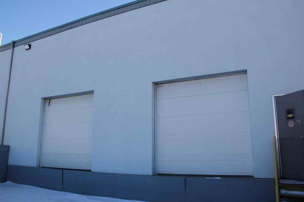 MLS® A2175752 - Unit #3 1404 44 Avenue NE in McCall Calgary, Commercial