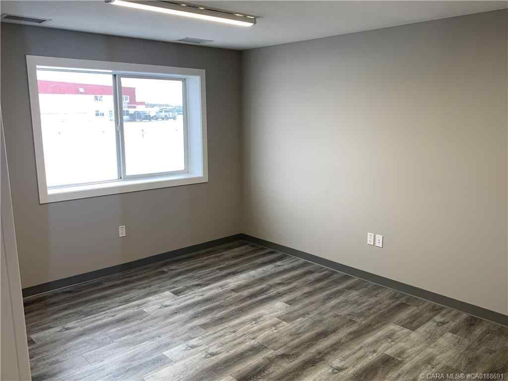 MLS® A2176243 - Unit #17 39207 Range Road 271   in Blindman Industrial Park Rural Red Deer County, Commercial