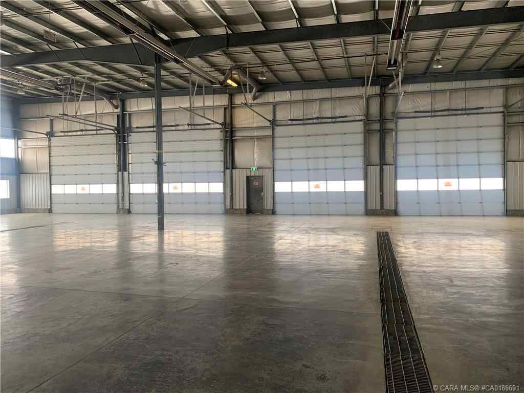 MLS® A2176243 - Unit #17 39207 Range Road 271   in Blindman Industrial Park Rural Red Deer County, Commercial