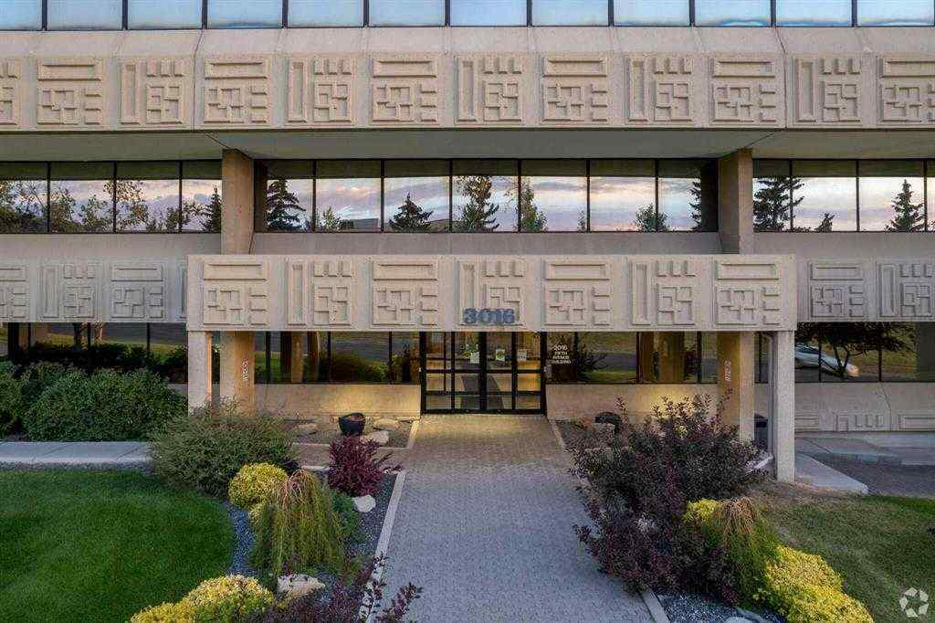 MLS® A2176292 - Unit #12 3016 5 Avenue NE in Franklin Calgary, Commercial