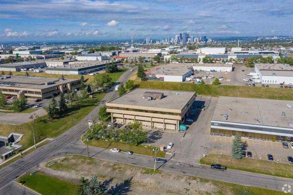 MLS® A2176292 - Unit #12 3016 5 Avenue NE in Franklin Calgary, Commercial