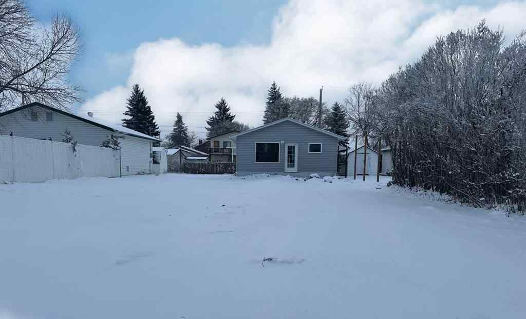MLS® A2176429 - 733 9 Avenue  in NONE Wainwright, Land