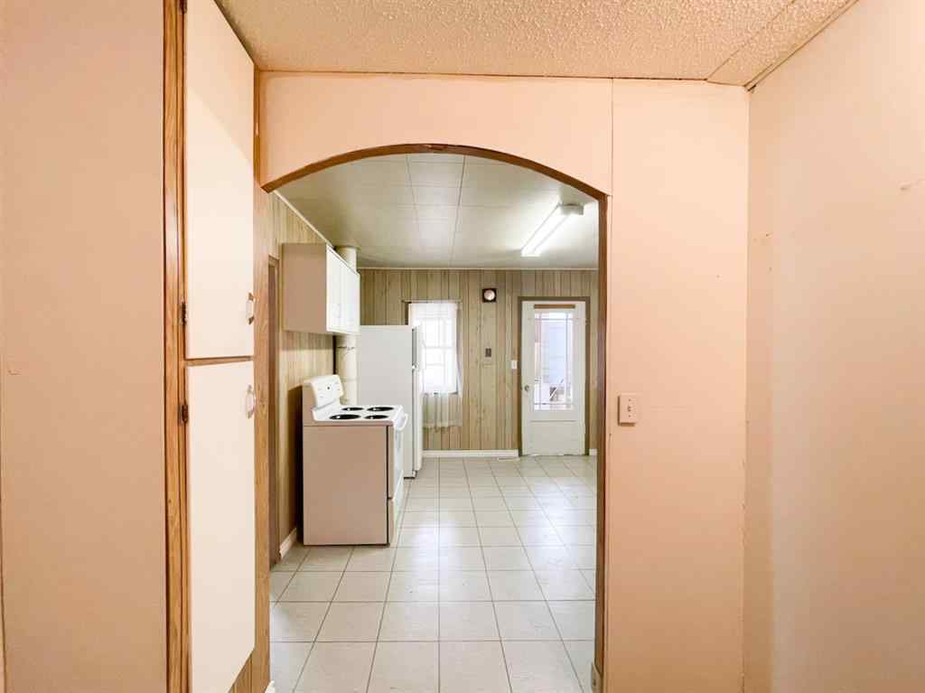 MLS® A2176577 - 1037 8 Avenue  in Wainwright Wainwright, Residential