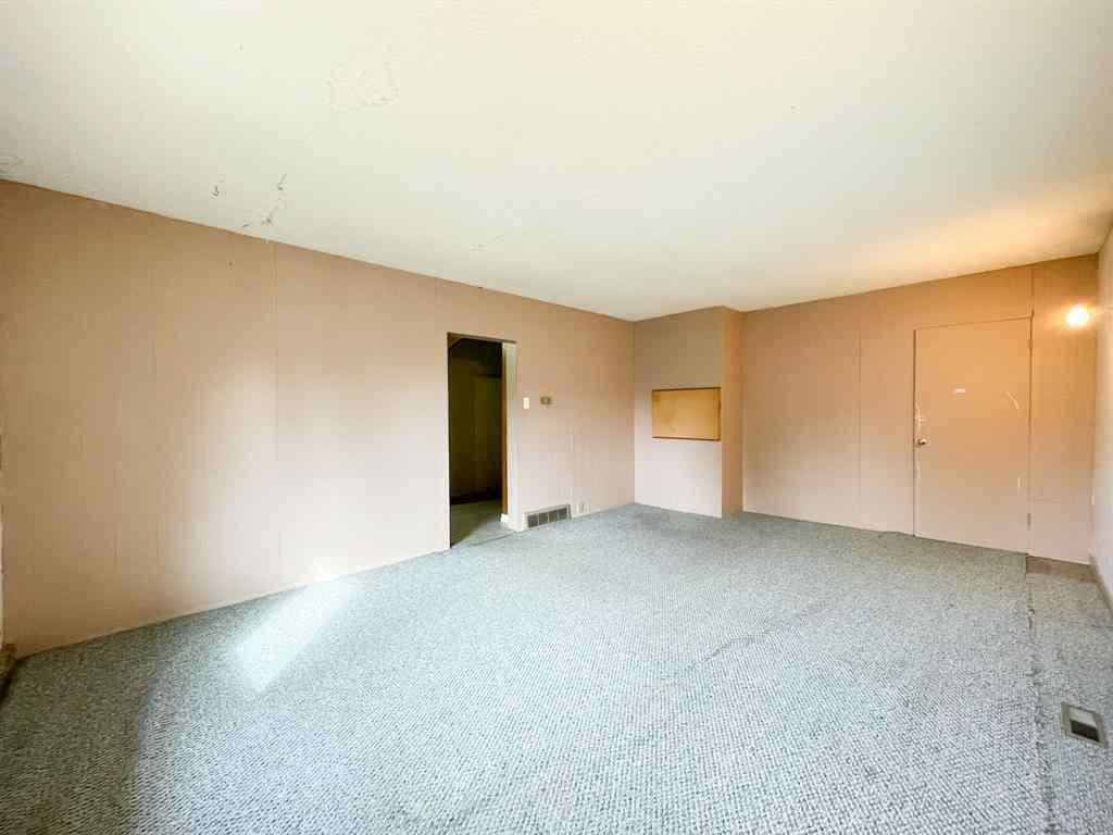 MLS® A2176577 - 1037 8 Avenue  in Wainwright Wainwright, Residential