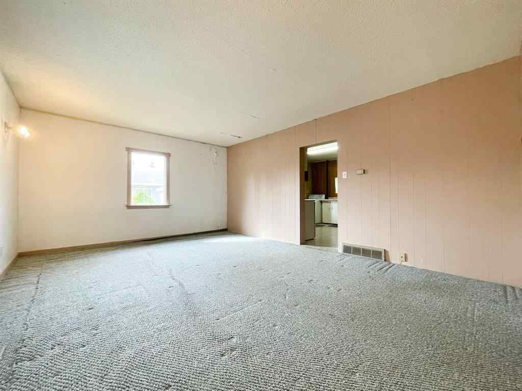 MLS® A2176577 - 1037 8 Avenue  in Wainwright Wainwright, Residential