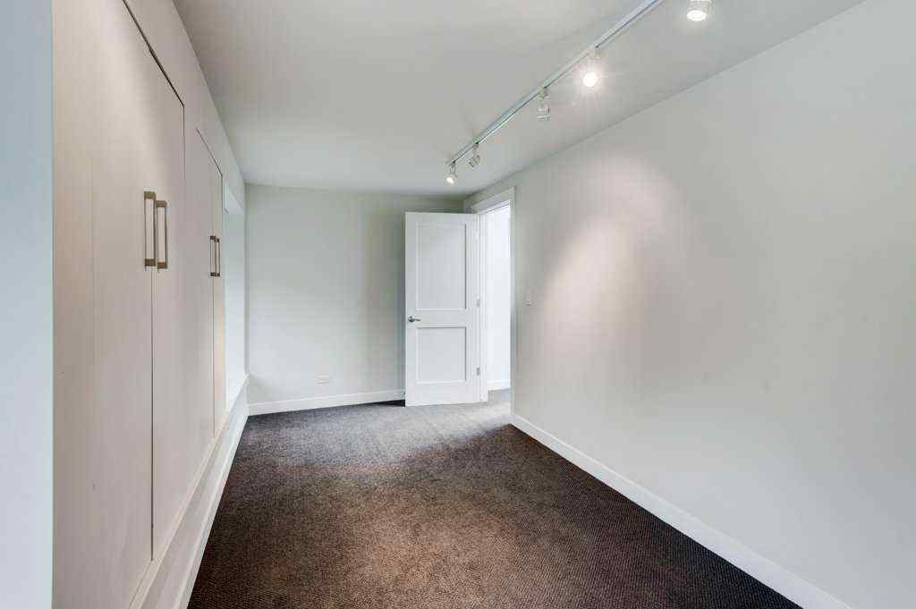 MLS® A2176648 - 3012 7 Street SW in Elbow Park Calgary, Residential