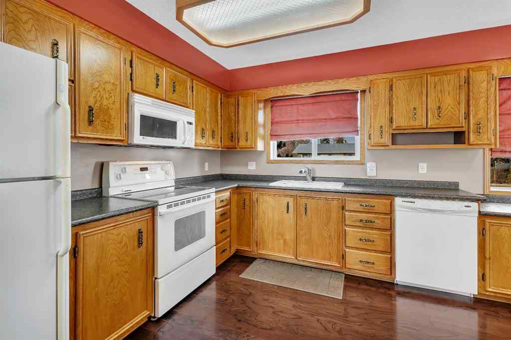 MLS® A2176665 - 2229 20 Avenue  in NONE Bowden, Residential