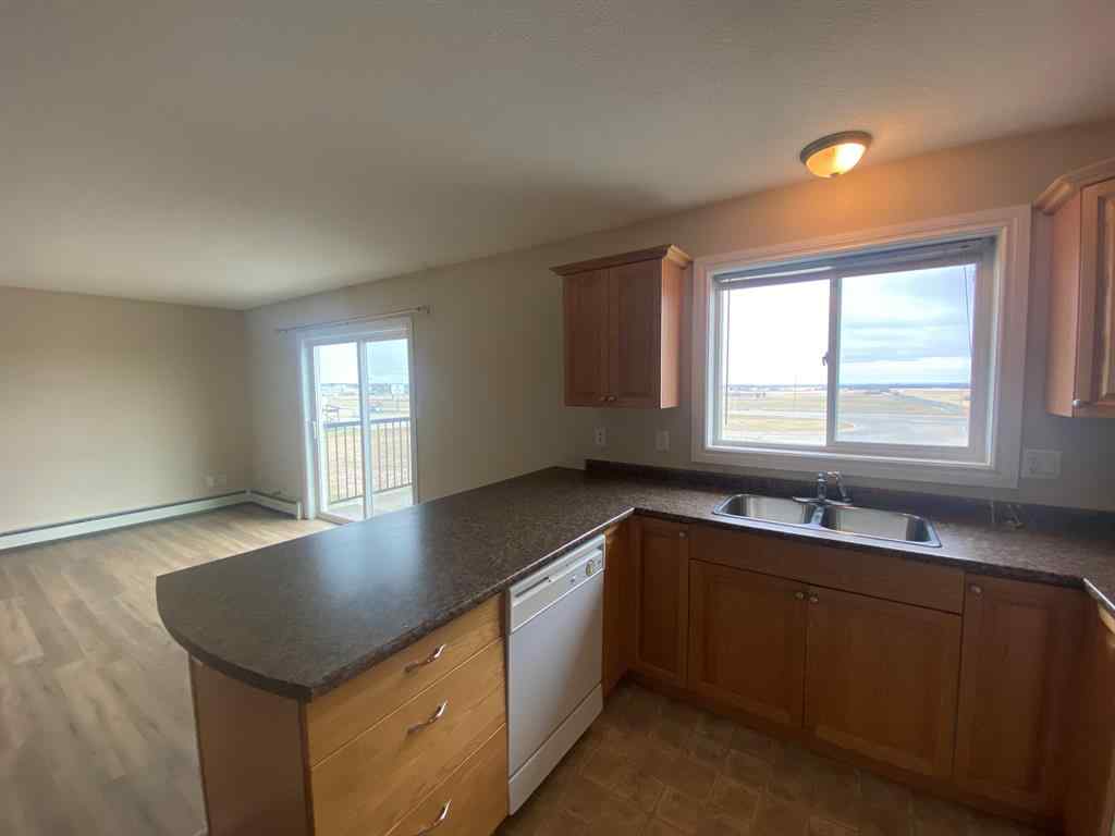 MLS® A2176854 - Unit #5 5101 42 Avenue  in NONE Grimshaw, Residential