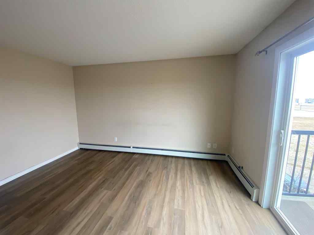 MLS® A2176854 - Unit #5 5101 42 Avenue  in NONE Grimshaw, Residential