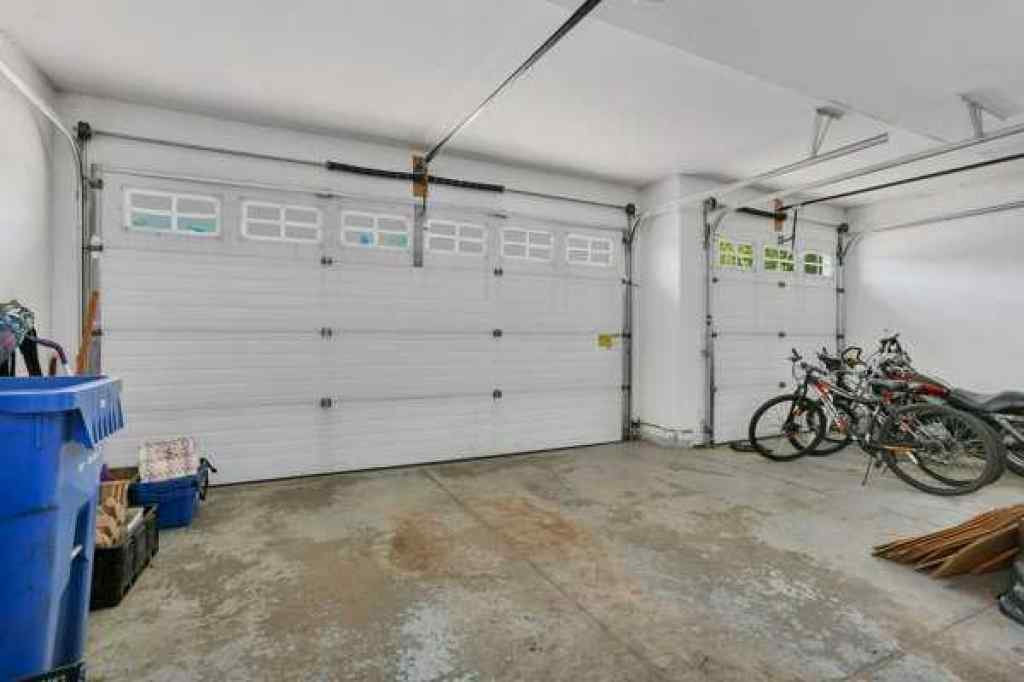 MLS® A2176873 - 16 Oakwood Close  in Oriole Park West Red Deer, Residential