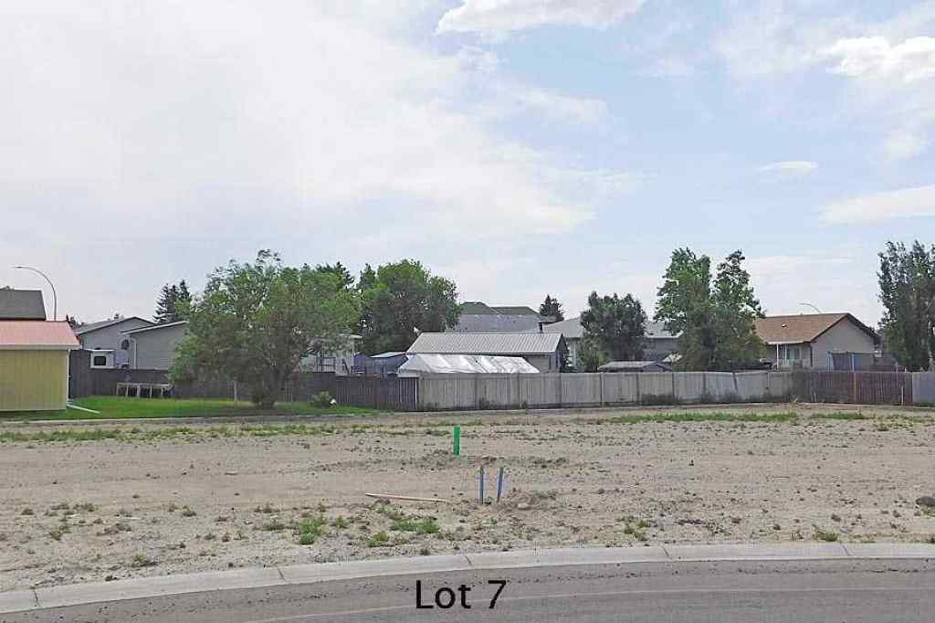 MLS® A2176925 - 7 Pine Place E in NONE Claresholm, Land